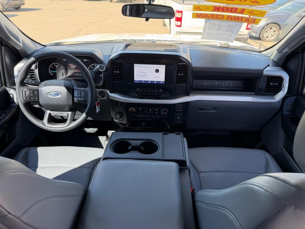 Ford F-150 Vehicle Full-screen Gallery Image 29