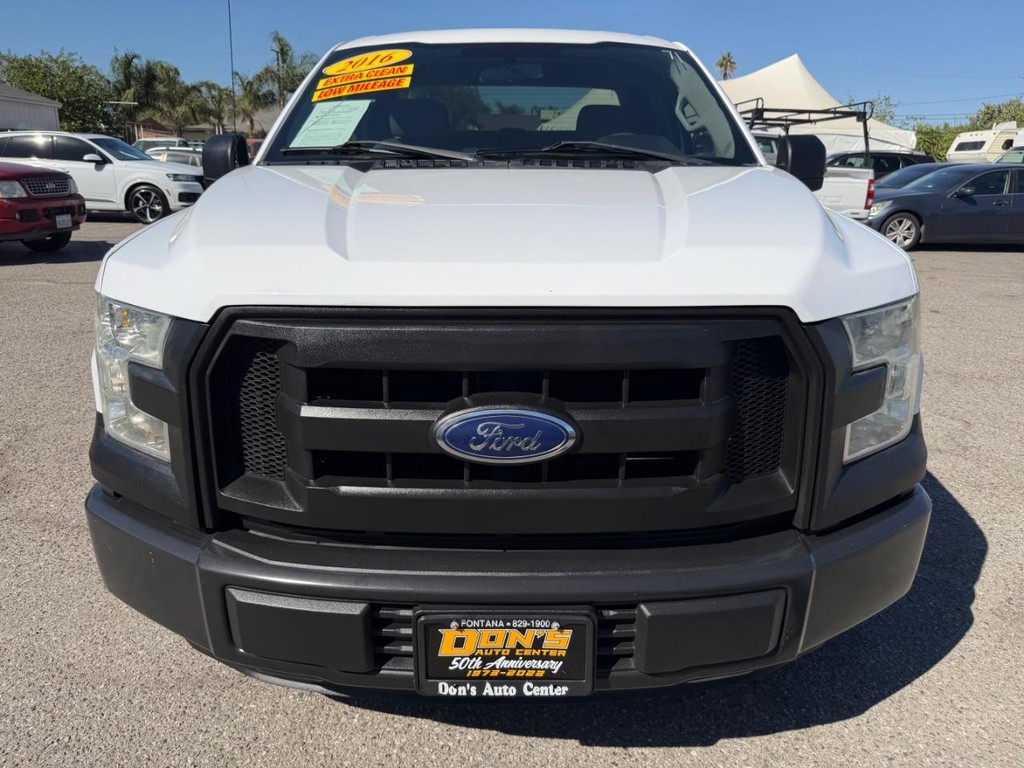 Ford F-150 Vehicle Full-screen Gallery Image 14