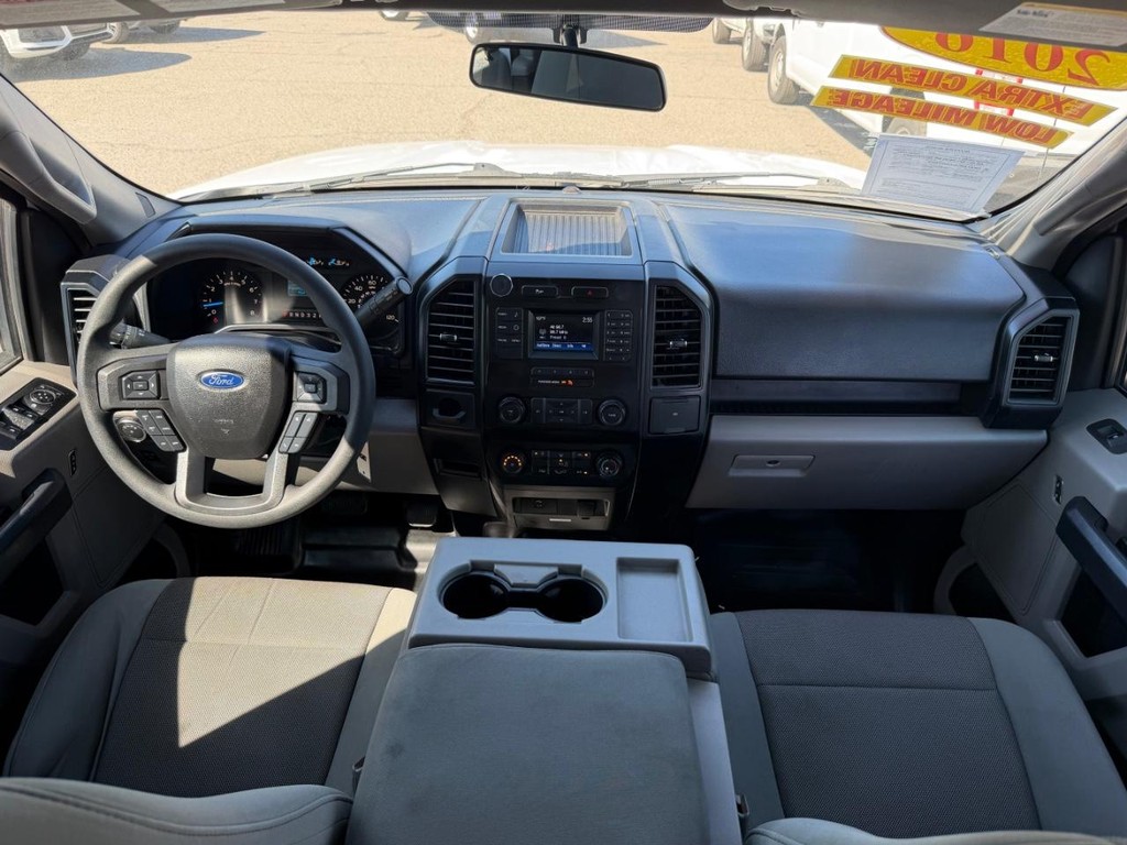 Ford F-150 Vehicle Full-screen Gallery Image 29