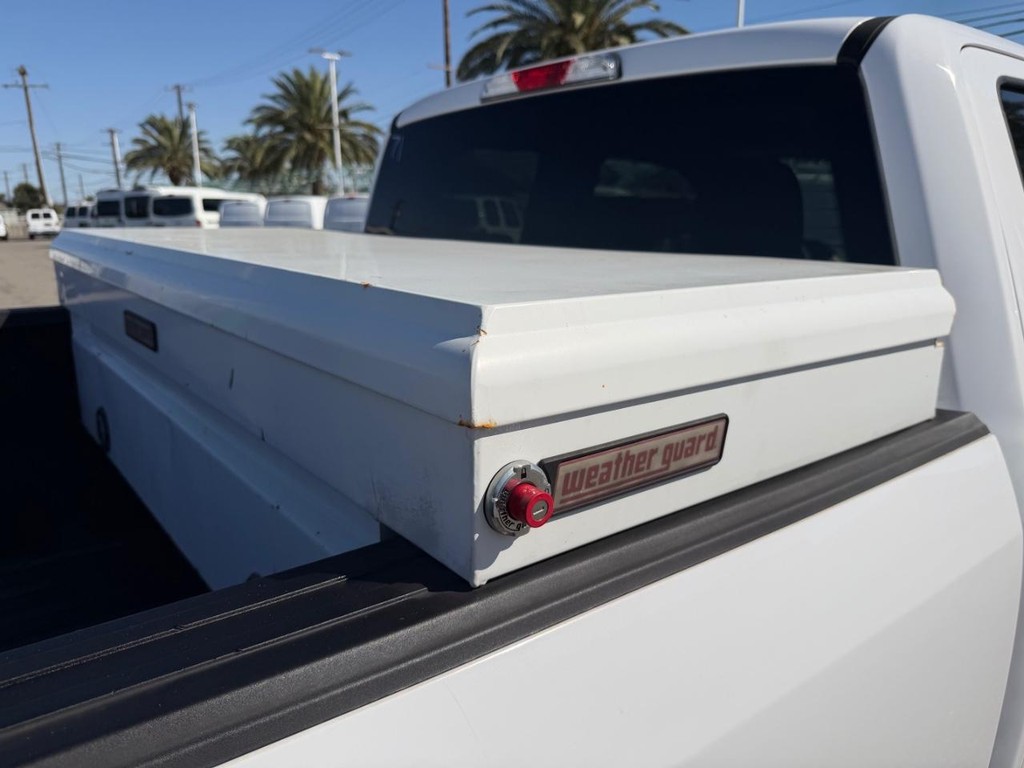 Ford F-150 Vehicle Full-screen Gallery Image 42