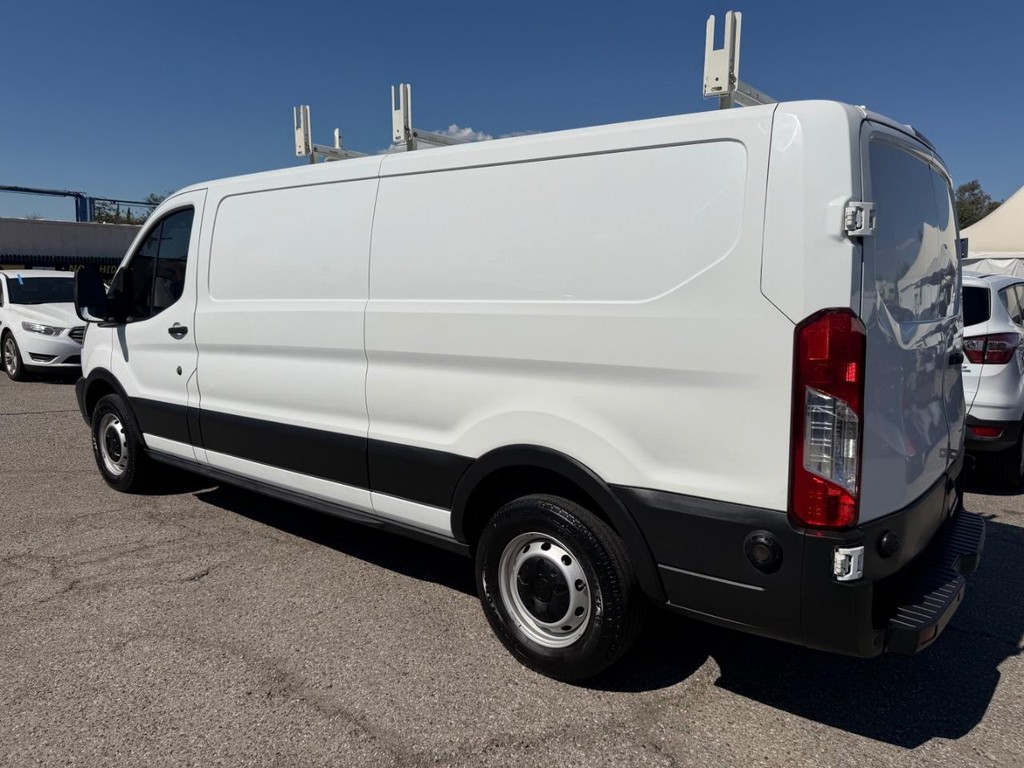 Ford Transit 150 Vehicle Full-screen Gallery Image 10