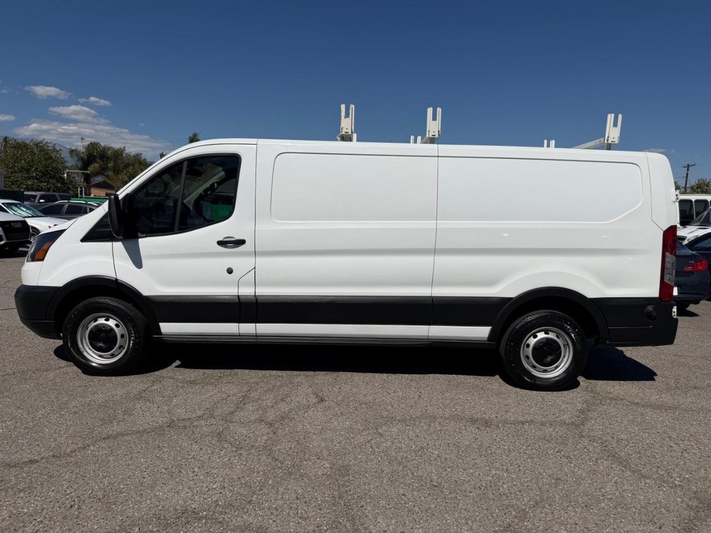 Ford Transit 150 Vehicle Full-screen Gallery Image 12