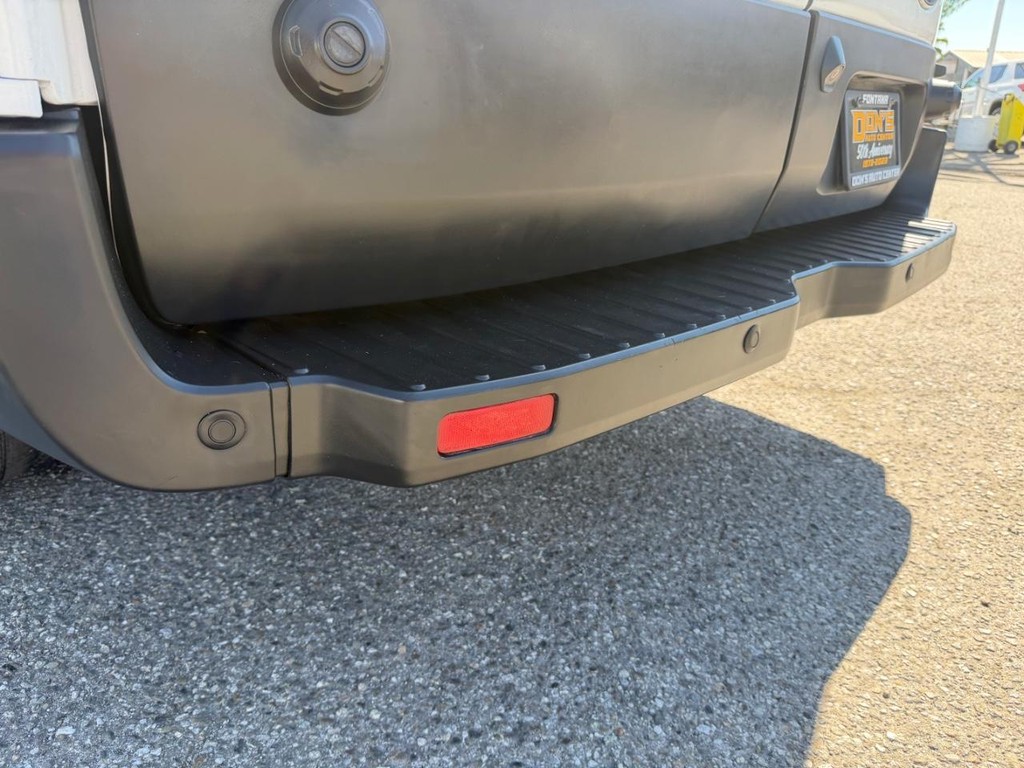 Ford Transit 150 Vehicle Full-screen Gallery Image 38