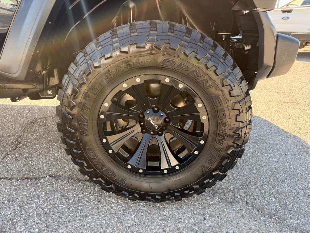 Jeep Wrangler Unlimited Vehicle Full-screen Gallery Image 43