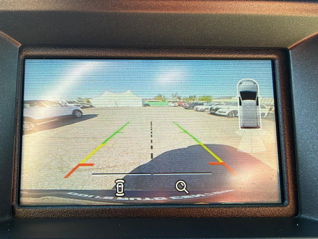 Ford Explorer Vehicle Full-screen Gallery Image 43