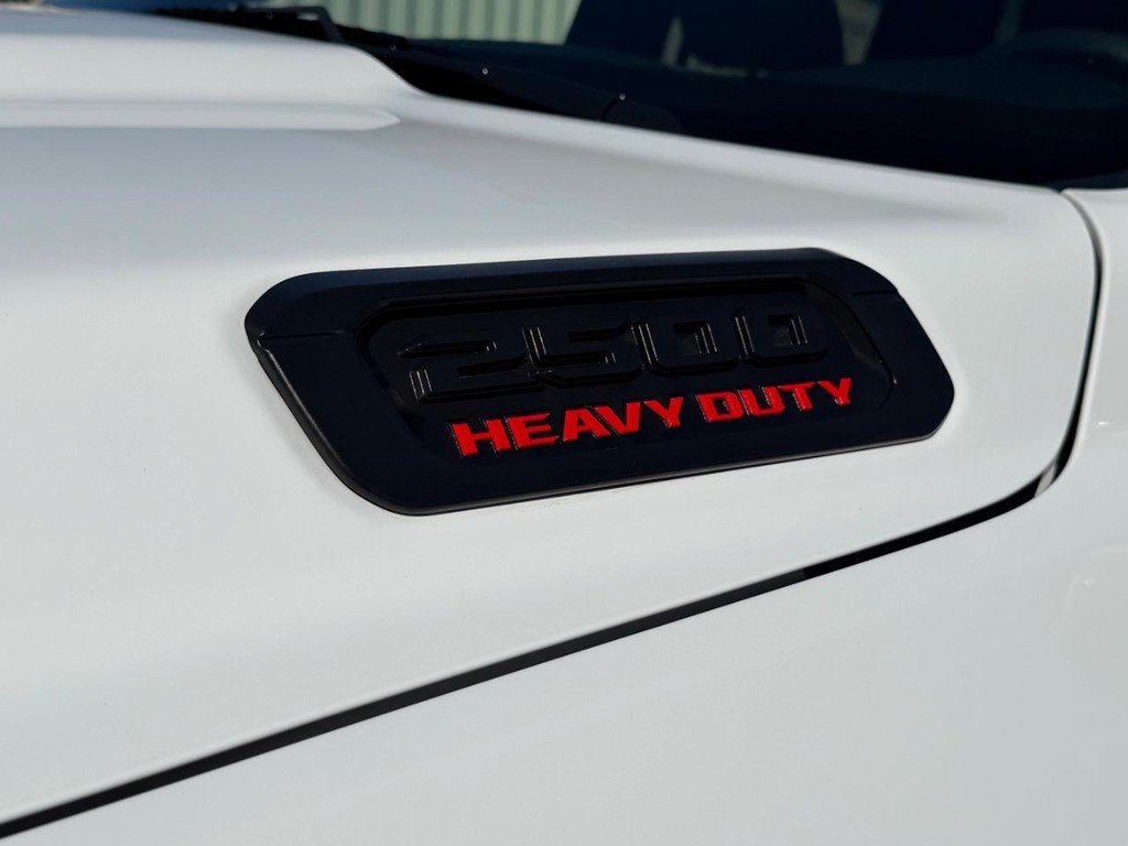 Ram 2500 Vehicle Full-screen Gallery Image 44
