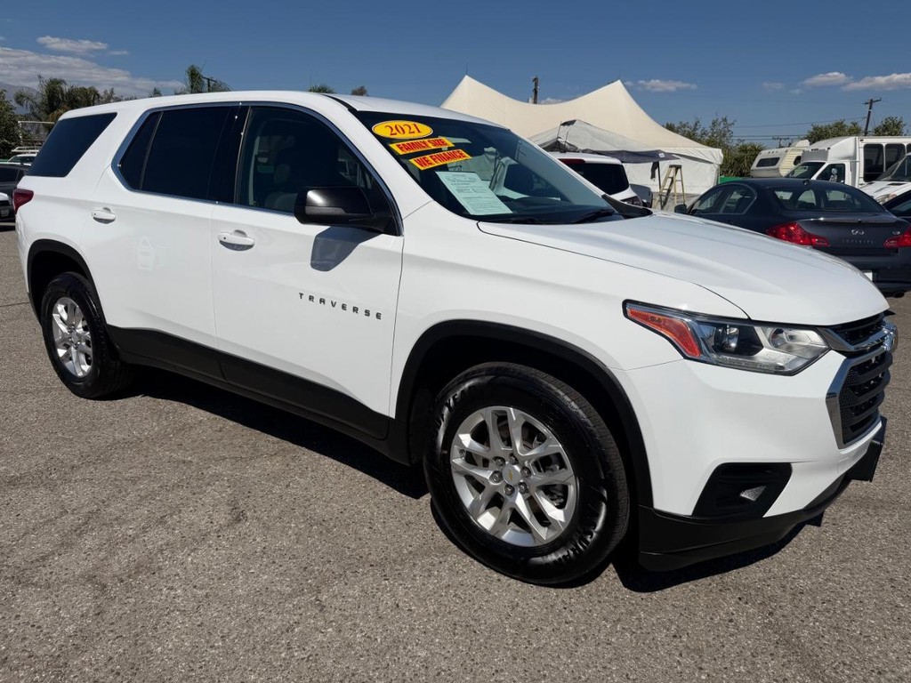 Chevrolet Traverse Vehicle Full-screen Gallery Image 03