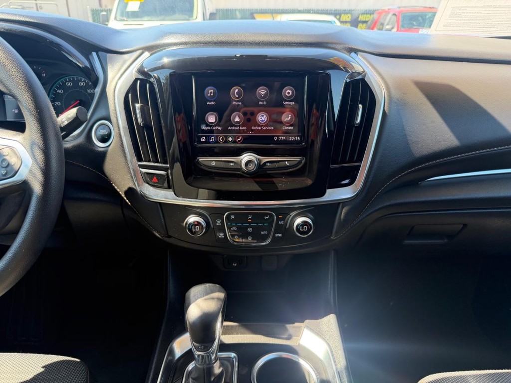 Chevrolet Traverse Vehicle Full-screen Gallery Image 25