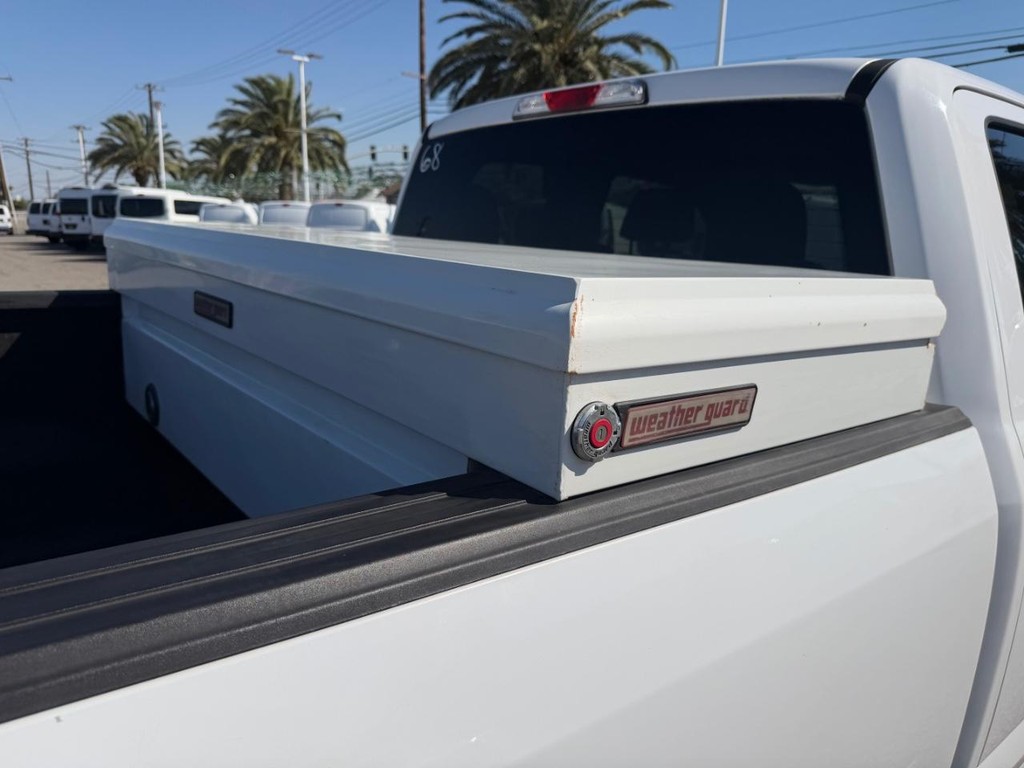 Ford F-150 Vehicle Full-screen Gallery Image 41