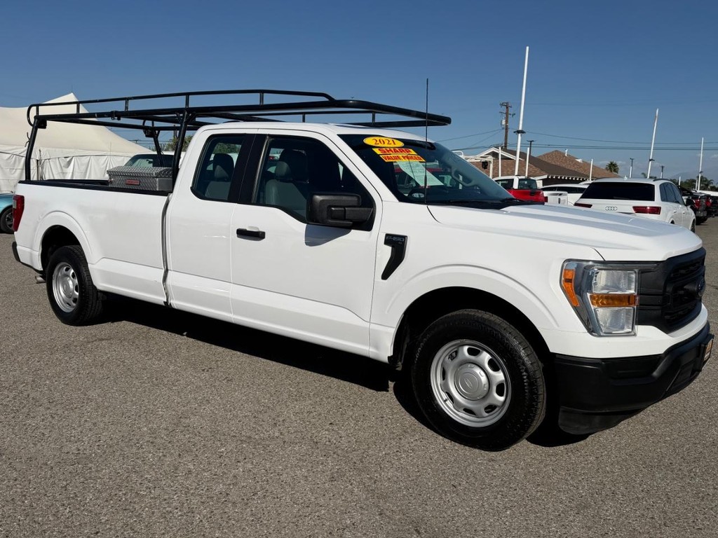 Ford F-150 Vehicle Full-screen Gallery Image 03