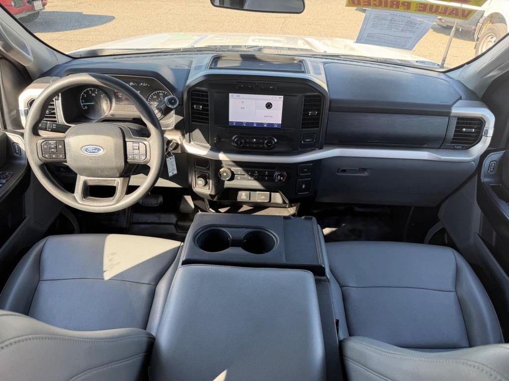 Ford F-150 Vehicle Full-screen Gallery Image 29