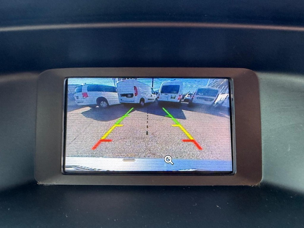 Ford Focus Vehicle Full-screen Gallery Image 37