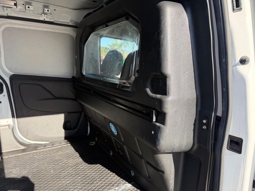 Ram ProMaster City Vehicle Full-screen Gallery Image 20