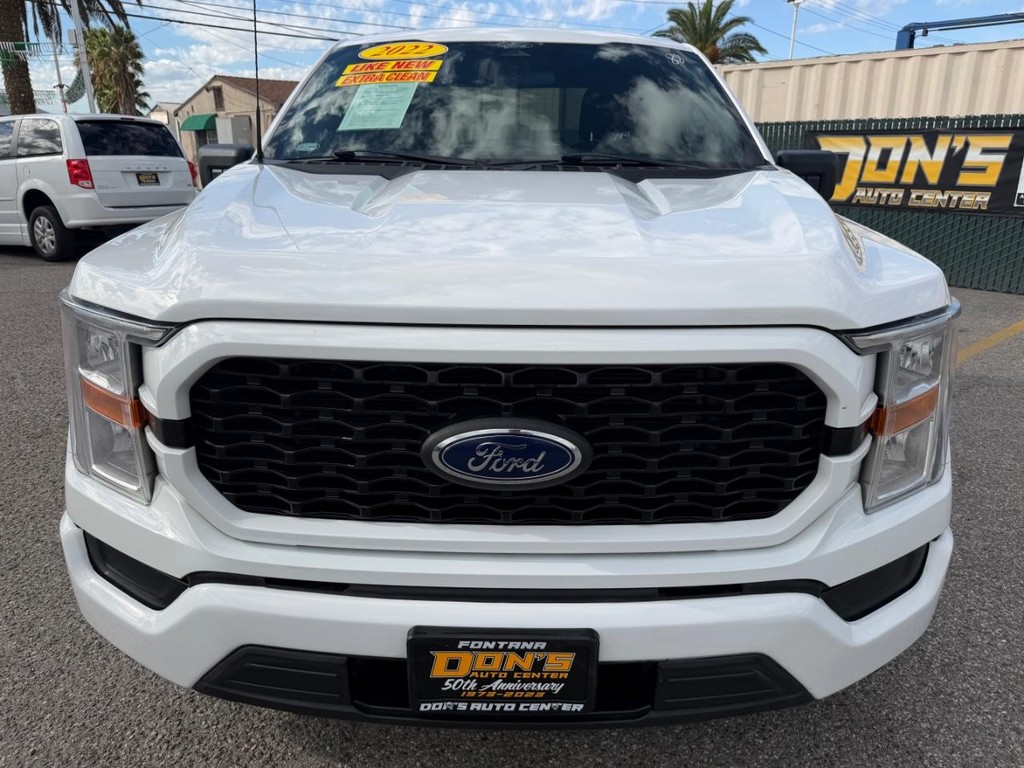 Ford F-150 Vehicle Full-screen Gallery Image 14