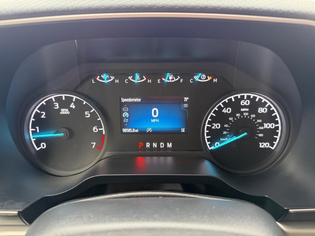 Ford F-150 Vehicle Full-screen Gallery Image 36
