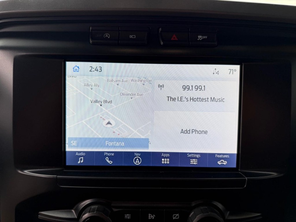 Ford F-150 Vehicle Full-screen Gallery Image 40