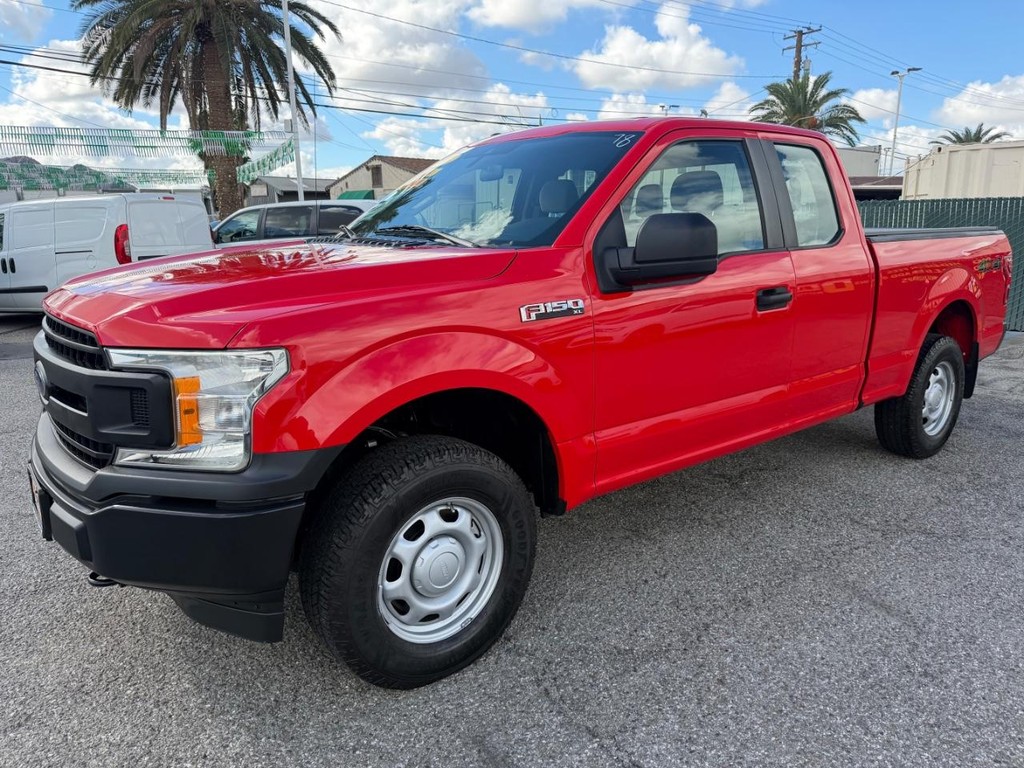 Ford F-150 Vehicle Full-screen Gallery Image 12