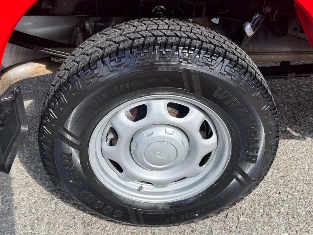 Ford F-150 Vehicle Full-screen Gallery Image 53
