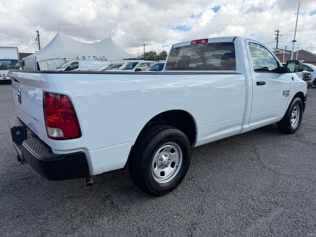 Ram 1500 Vehicle Full-screen Gallery Image 06