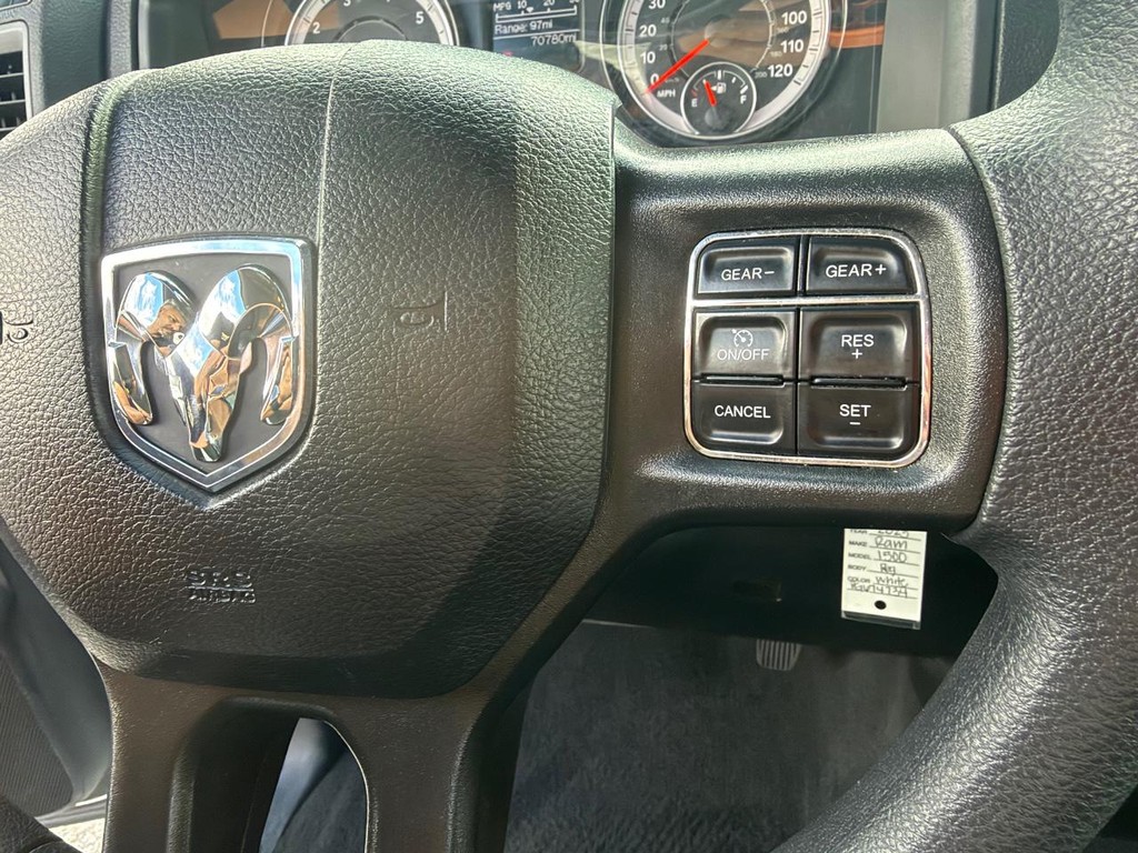 Ram 1500 Vehicle Full-screen Gallery Image 27