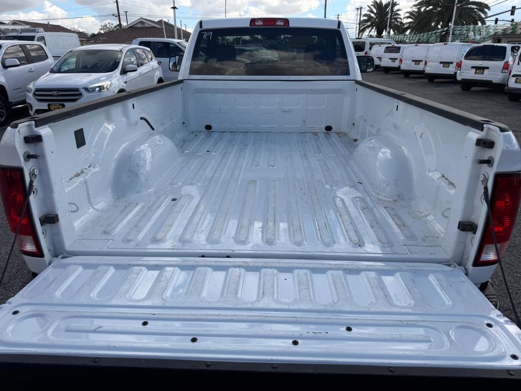 Ram 1500 Vehicle Full-screen Gallery Image 32
