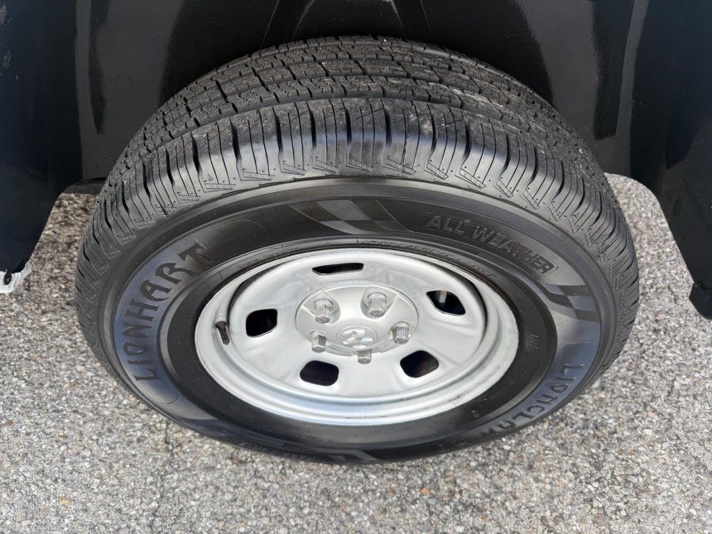 Ram 1500 Vehicle Full-screen Gallery Image 34