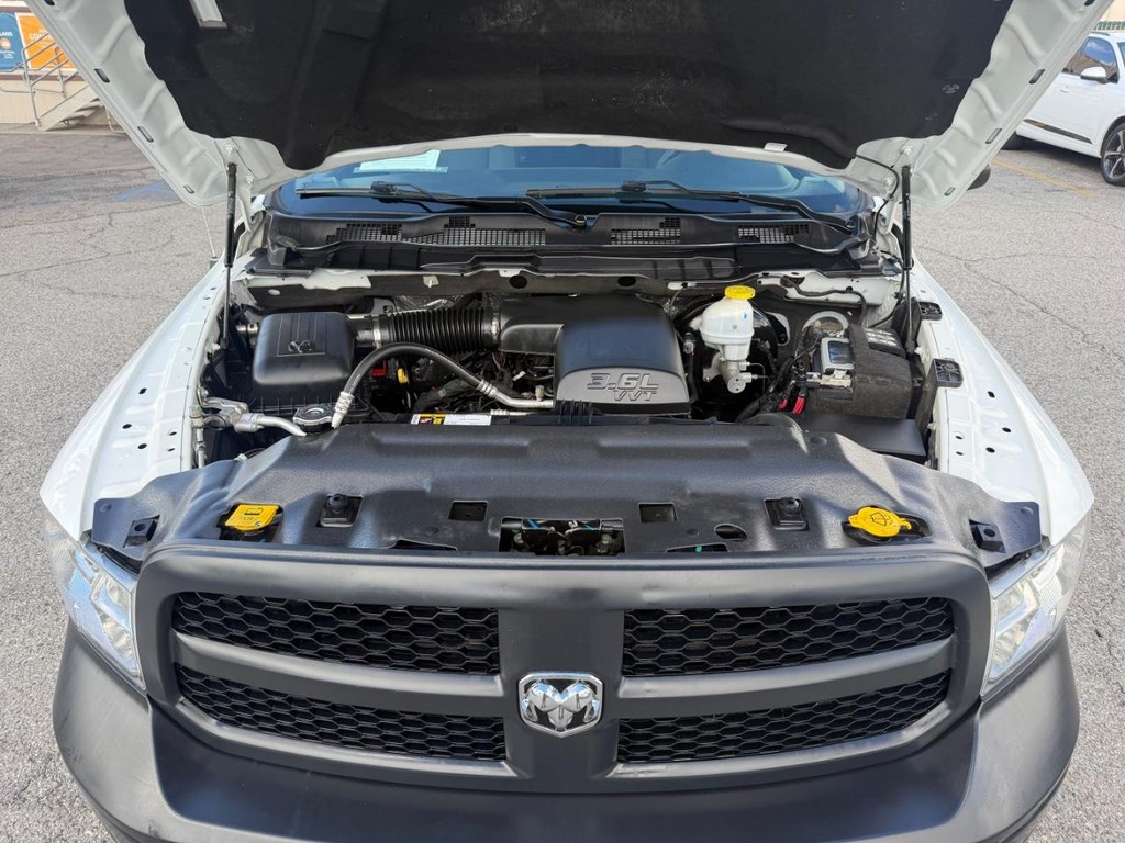 Ram 1500 Vehicle Full-screen Gallery Image 35