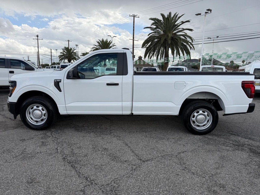 Ford F-150 Vehicle Full-screen Gallery Image 11