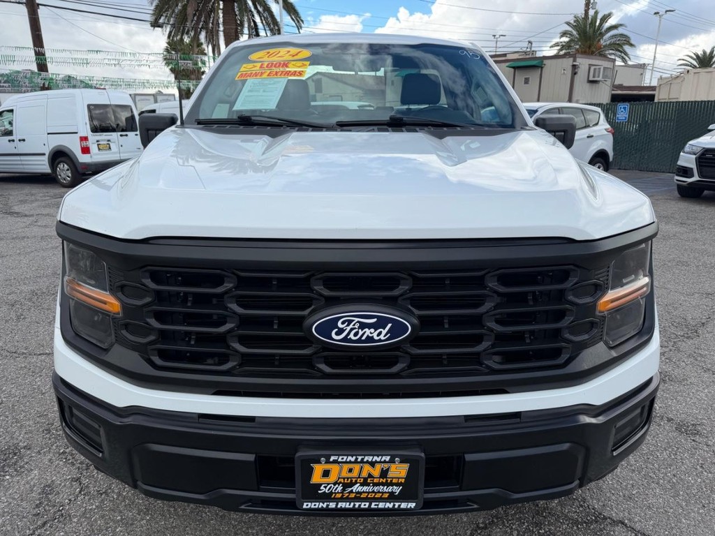 Ford F-150 Vehicle Full-screen Gallery Image 14