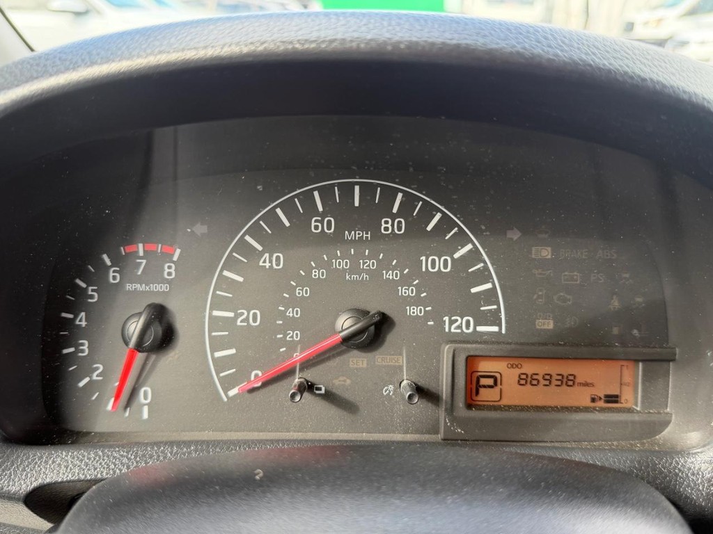 Nissan NV200 Vehicle Full-screen Gallery Image 36