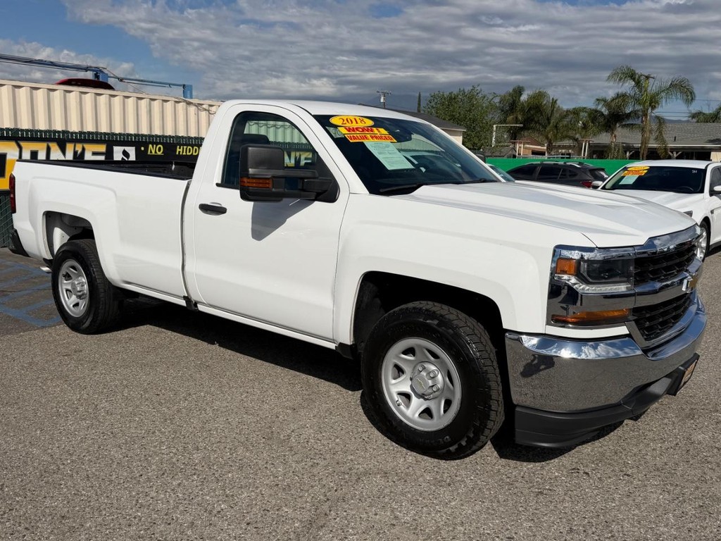 Chevrolet Silverado 1500 Vehicle Full-screen Gallery Image 03