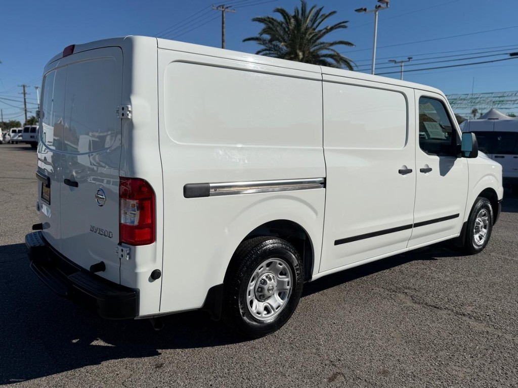 Nissan NV1500 SV Cargo Van Vehicle Full-screen Gallery Image 07