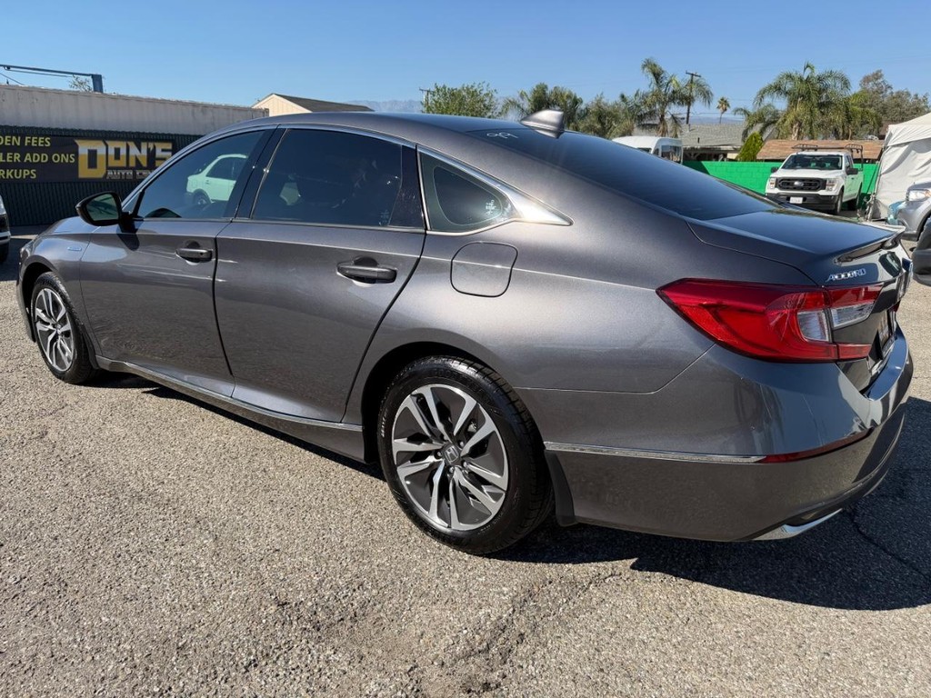 Honda Accord Hybrid Vehicle Full-screen Gallery Image 09