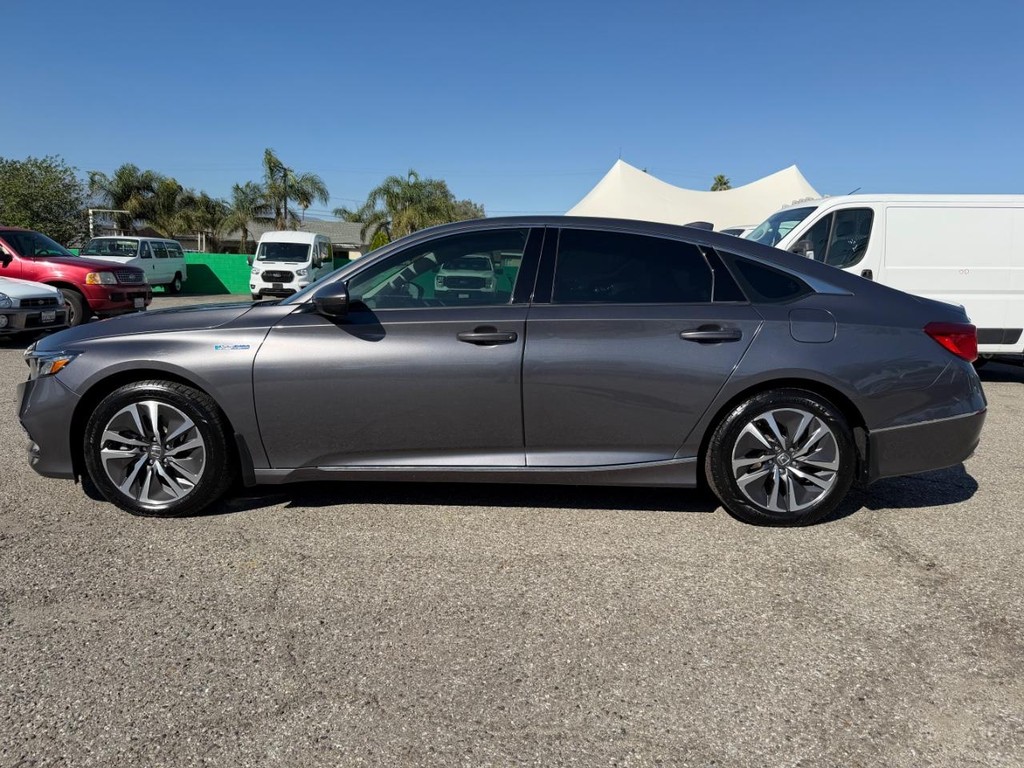 Honda Accord Hybrid Vehicle Full-screen Gallery Image 11
