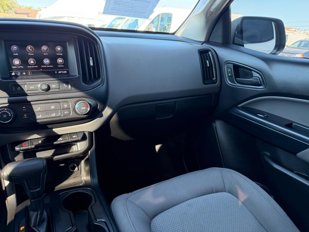 Chevrolet Colorado Vehicle Full-screen Gallery Image 26
