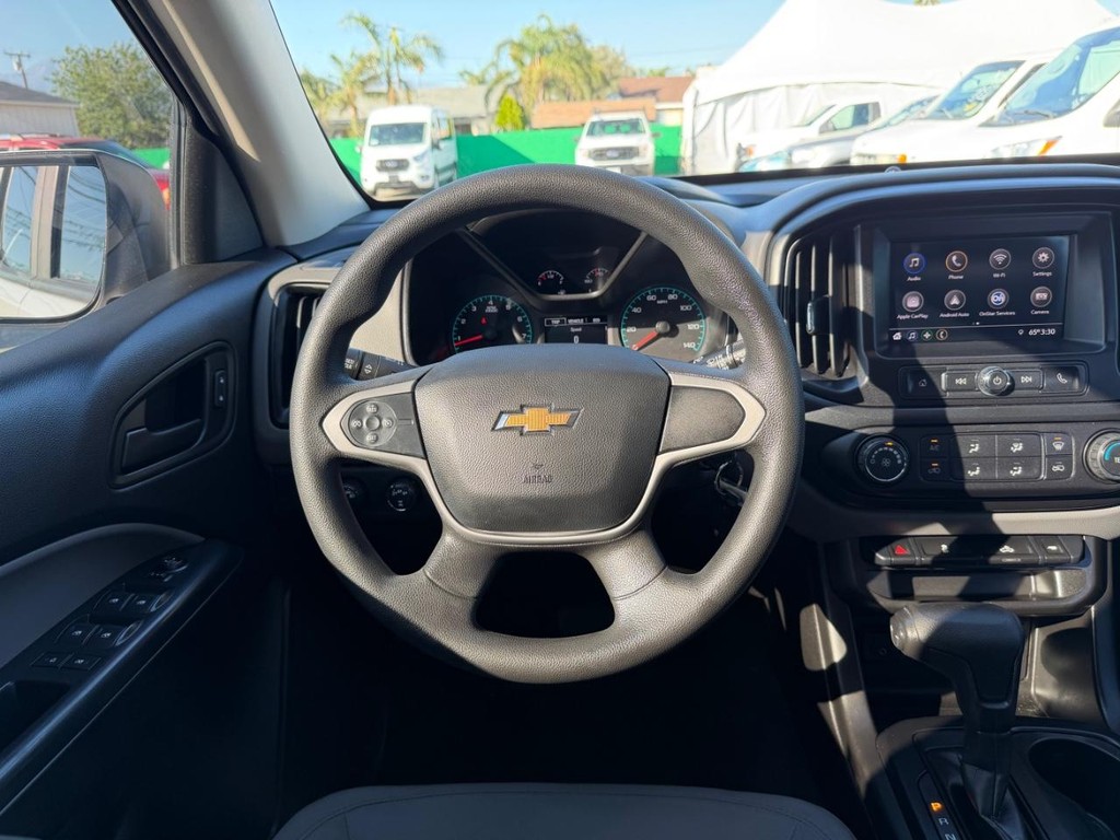 Chevrolet Colorado Vehicle Full-screen Gallery Image 27