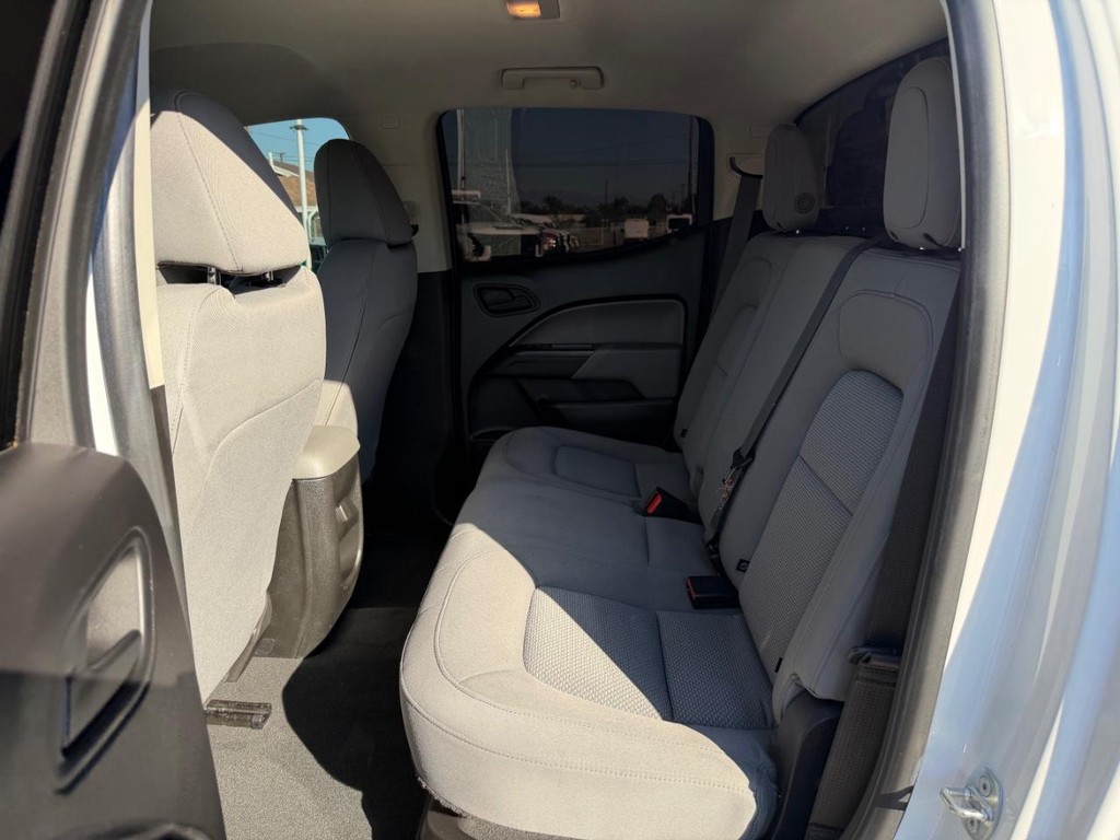Chevrolet Colorado Vehicle Full-screen Gallery Image 37