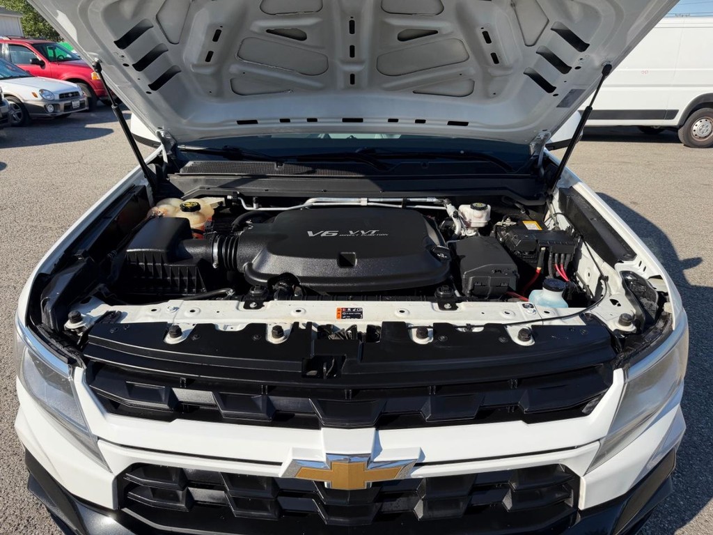 Chevrolet Colorado Vehicle Full-screen Gallery Image 45