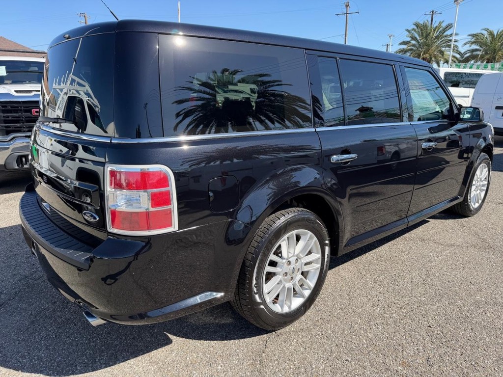 Ford Flex Vehicle Full-screen Gallery Image 06