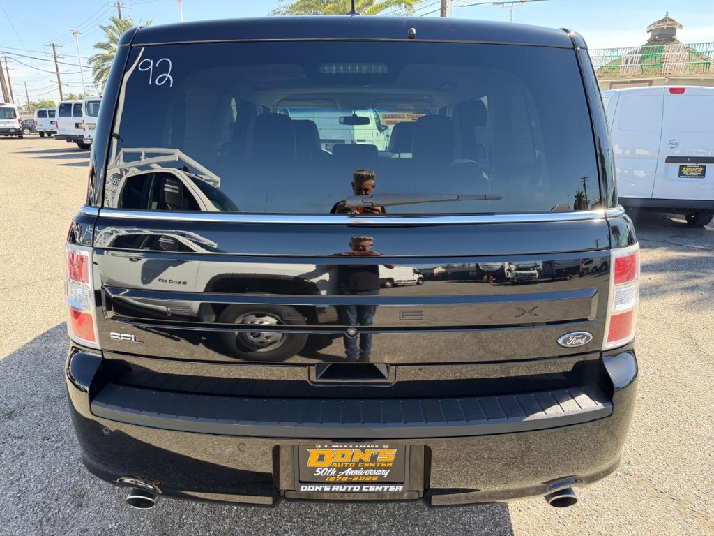 Ford Flex Vehicle Full-screen Gallery Image 08