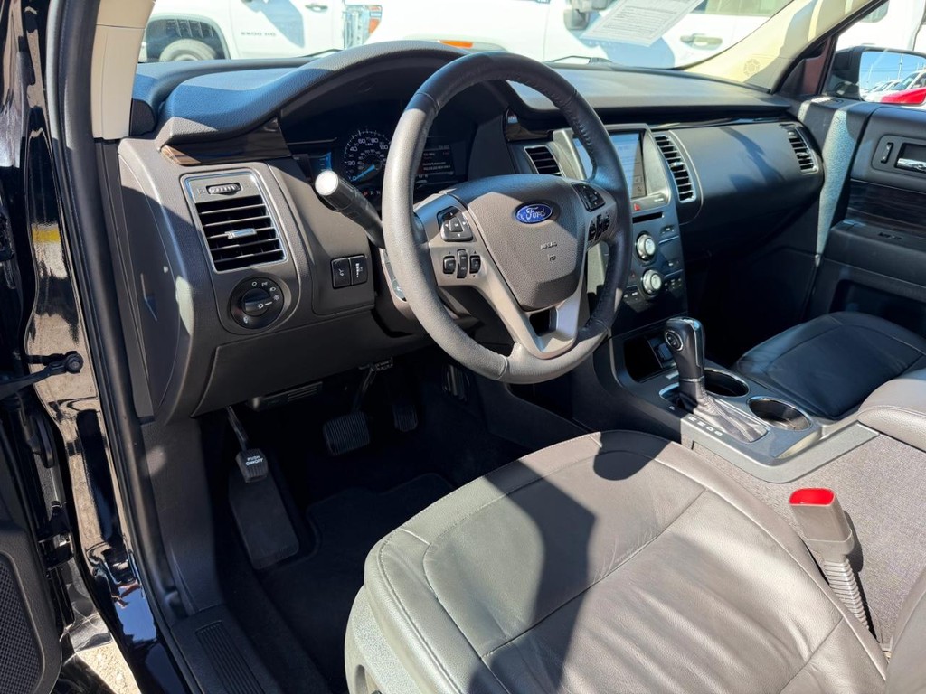 Ford Flex Vehicle Full-screen Gallery Image 16