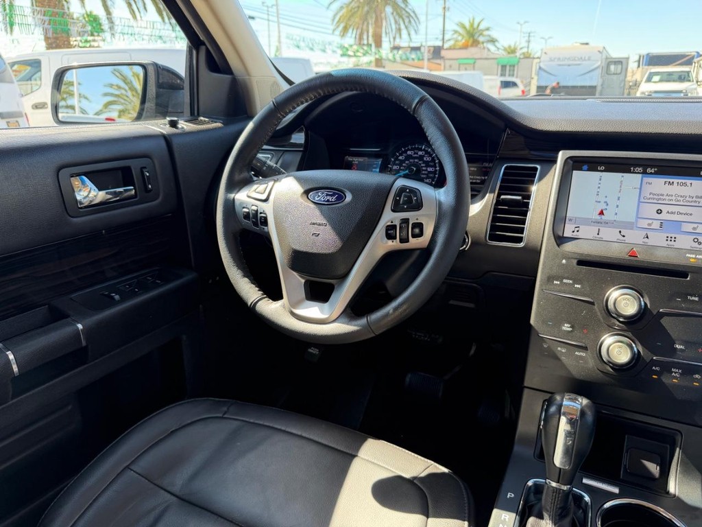 Ford Flex Vehicle Full-screen Gallery Image 24