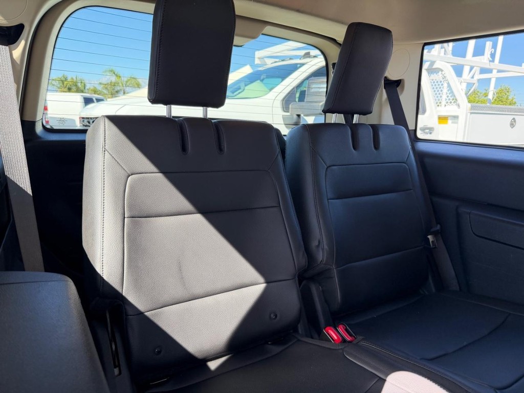 Ford Flex Vehicle Full-screen Gallery Image 44