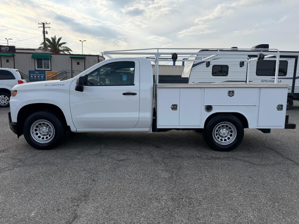 Chevrolet Silverado 1500 Vehicle Full-screen Gallery Image 12