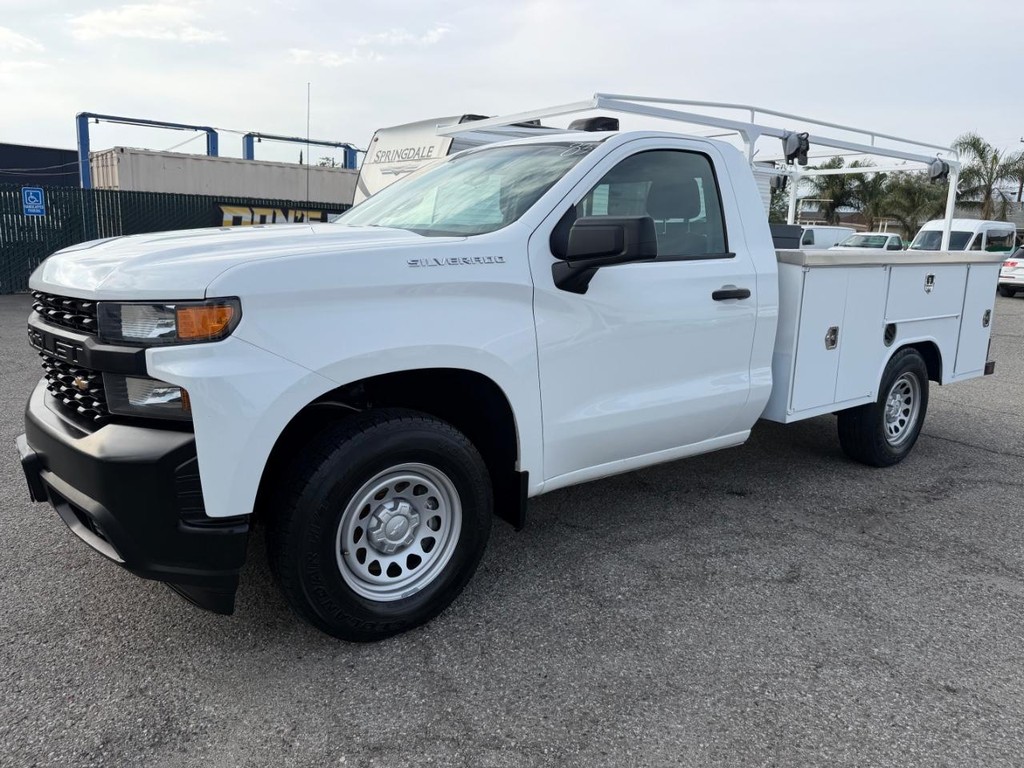 Chevrolet Silverado 1500 Vehicle Full-screen Gallery Image 14