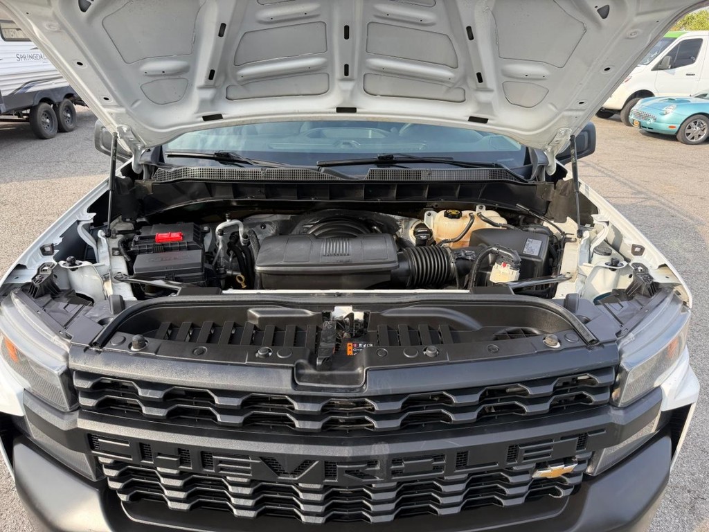 Chevrolet Silverado 1500 Vehicle Full-screen Gallery Image 39
