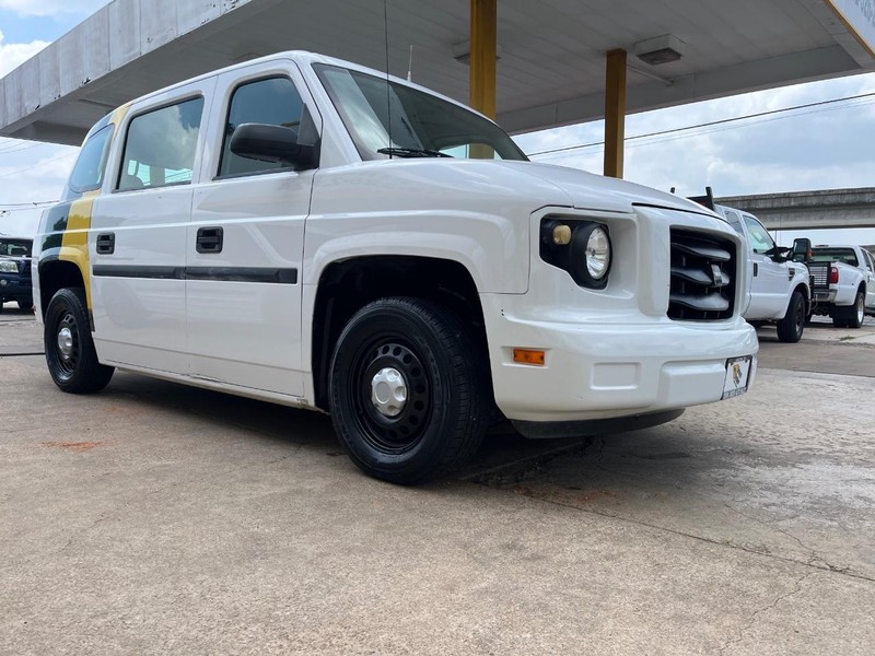 Mv-1 MV-1 DX Deluxe Vehicle Image 03