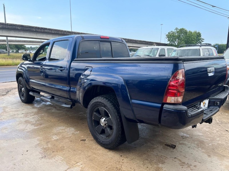 Toyota Tacoma Vehicle Image 05