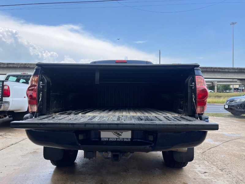 Toyota Tacoma Vehicle Image 07