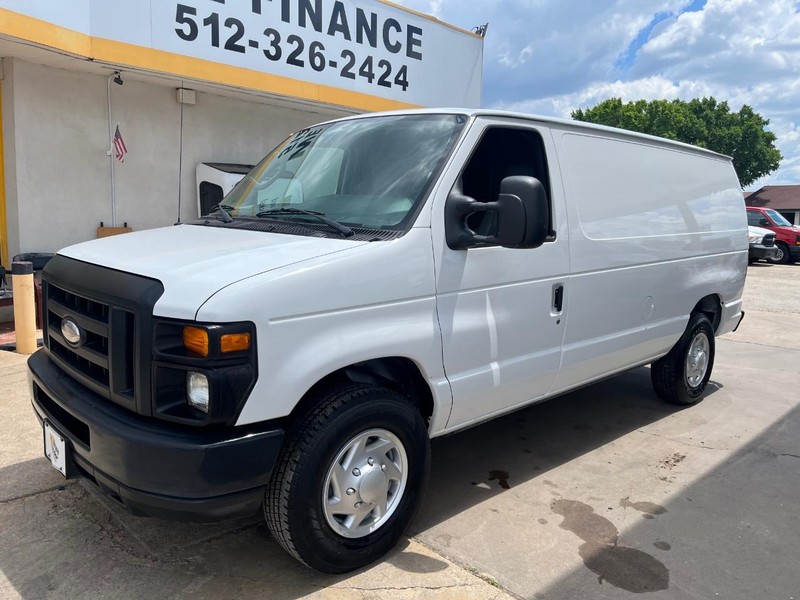 Ford Econoline Cargo Van Vehicle Image 03